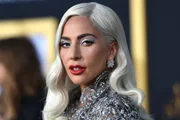 Imagem da matéria: Lady Gaga teve a primeira filha por barriga de aluguel, afirma site