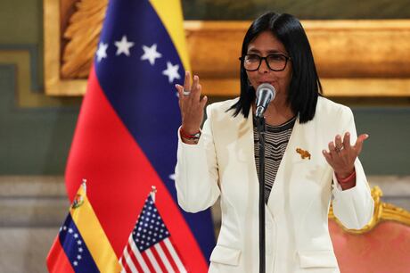 Trump se reunirá com a presidente interina da Venezuela pela primeira vez após queda de Maduro