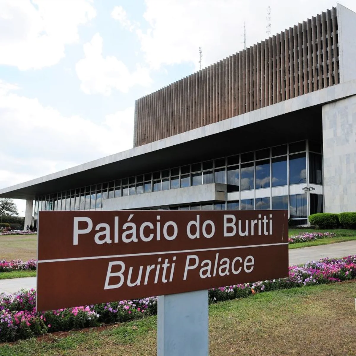 Veja agenda dos candidatos ao GDF nesta terça-feira (22/9)