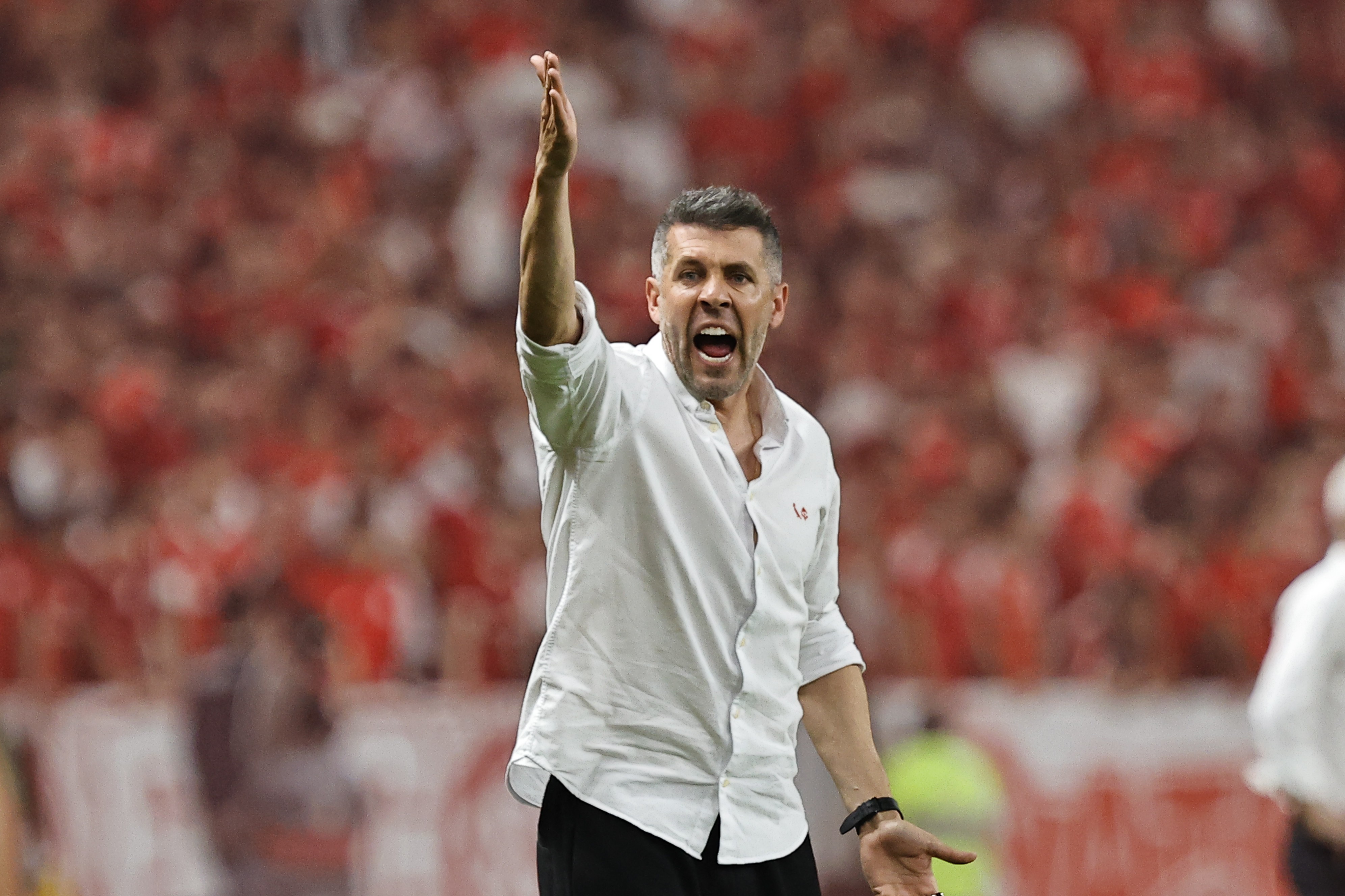 Inter demite Paulo Pezzolano
