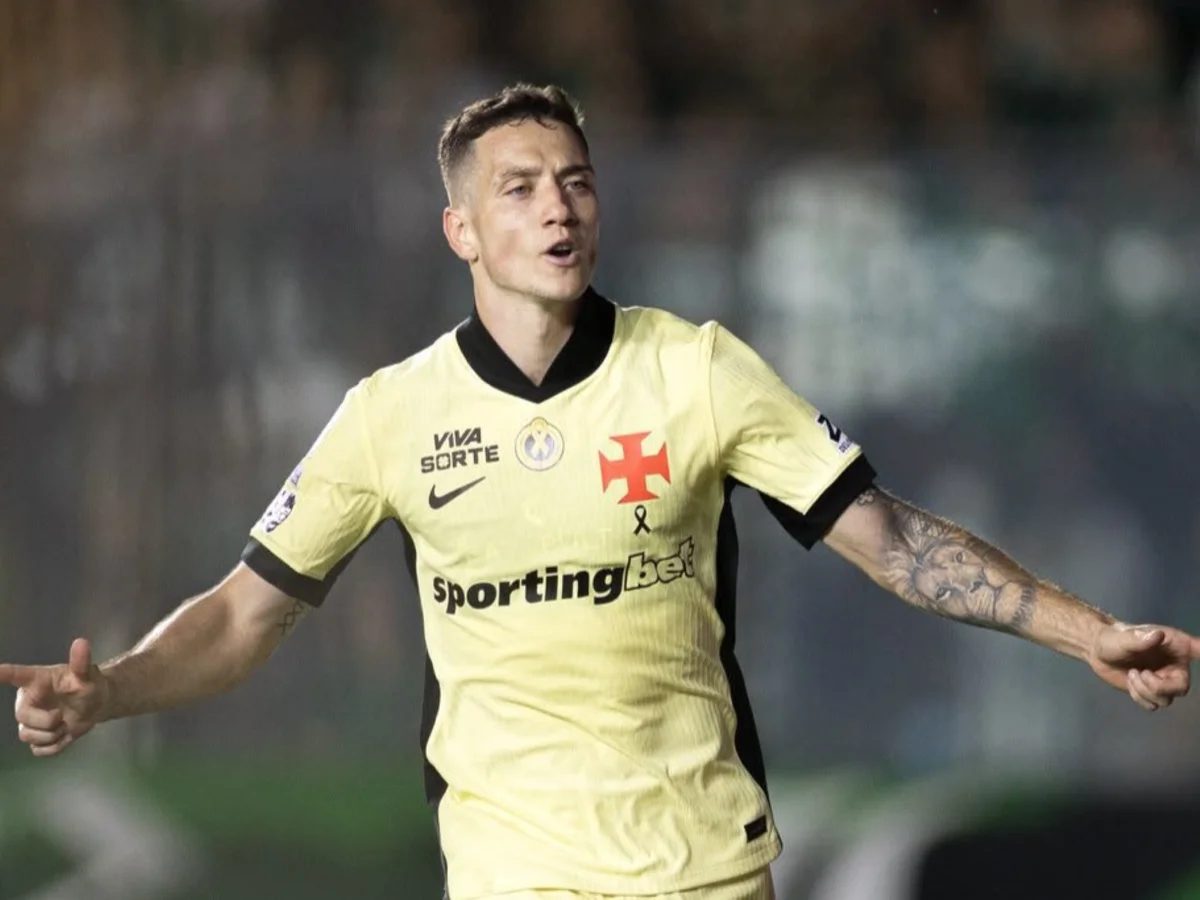 Vasco goleia Coritiba em São Januário e deixa o Z-4 do Brasileirão