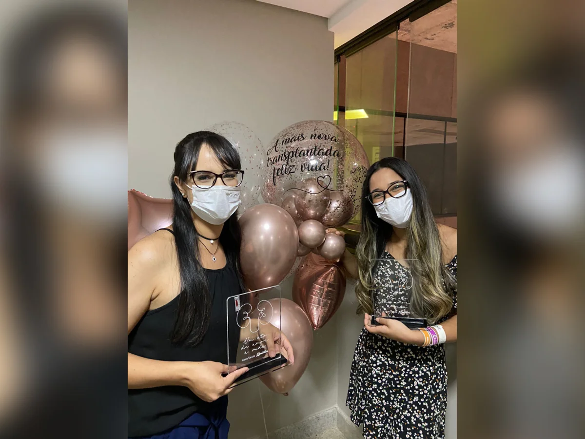 "Nossa conexão supera o entendimento", diz mulher que recebeu rim da irmã