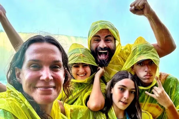 Thiago Lacerda anuncia fim do casamento com Vanessa Lóes após 25 anos
