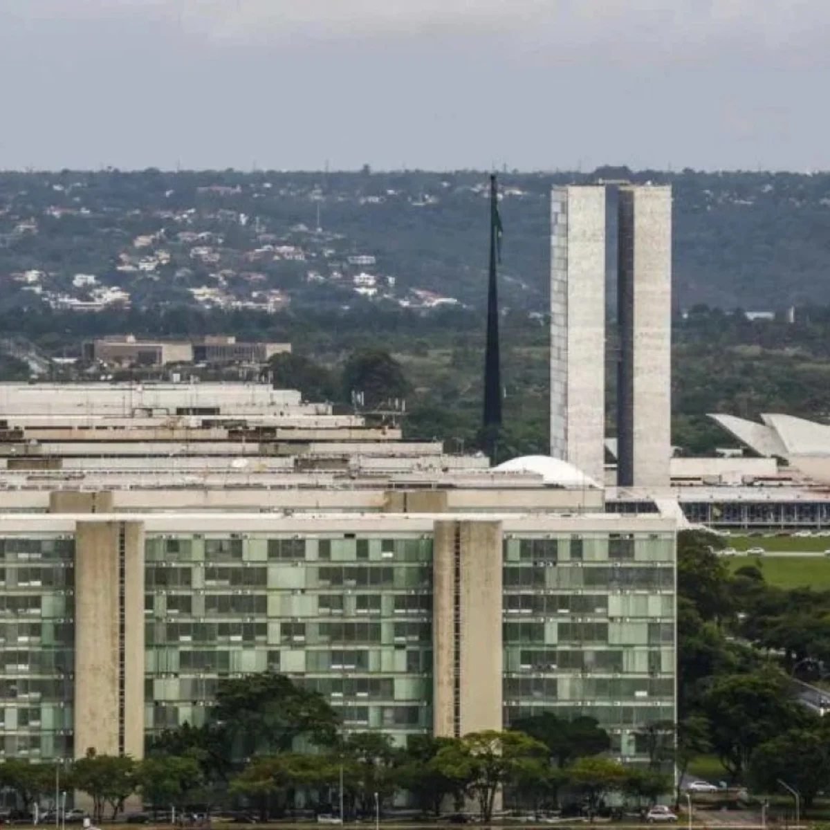 Órgão do Senado projeta rombo de R$ 86 bilhões nas contas públicas em 2027
