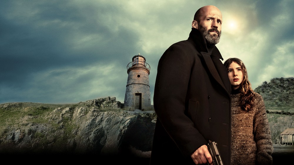 Em Missão: Refúgio, Jason Statham interpreta um ex-assassino que deve proteger uma órfã de inimigos do seu passado — Foto: Divulgação/Amazon Prime Video