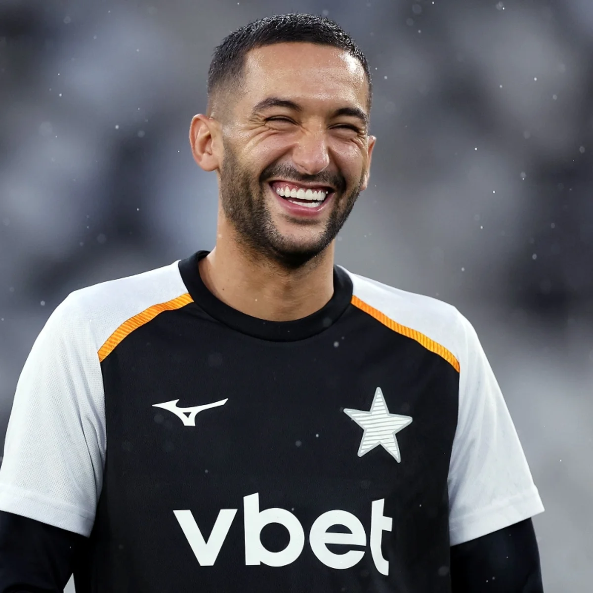 Ziyech e Tite são regularizados no BID e podem estrear pelo Botafogo