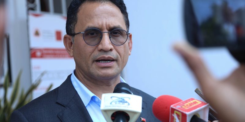 O Primeiro-Ministro encoraja as mulheres a concorrerem ao Prémio de Empreendedora do Timor-Leste de 2026 e continua a desenvolver o negócio.