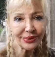 A cantora Sol conheceu o auge e, depois, as dificuldades impostas aos artistas que envelhecem Foto: Reprodução/YouTube