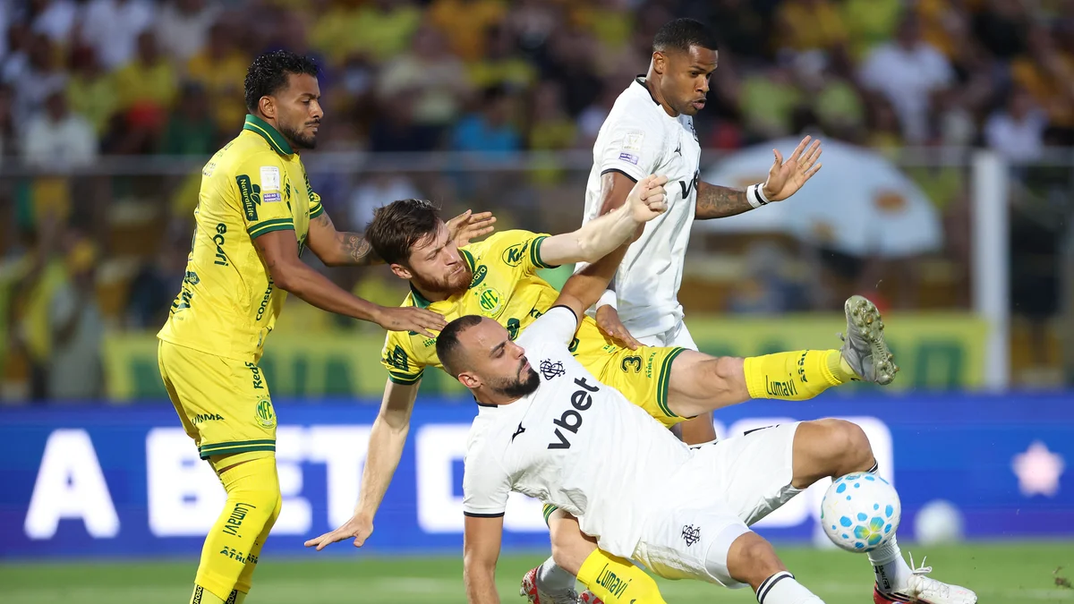 Na estreia de Tite e Ziyech, Mirassol bate Botafogo com 2 gols de Eduardo