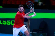 Wawrinka e Gustavo Heide duelam pela Copa Davis