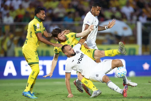 Na estreia de Tite e Ziyech, Mirassol bate Botafogo com 2 gols de Eduardo
