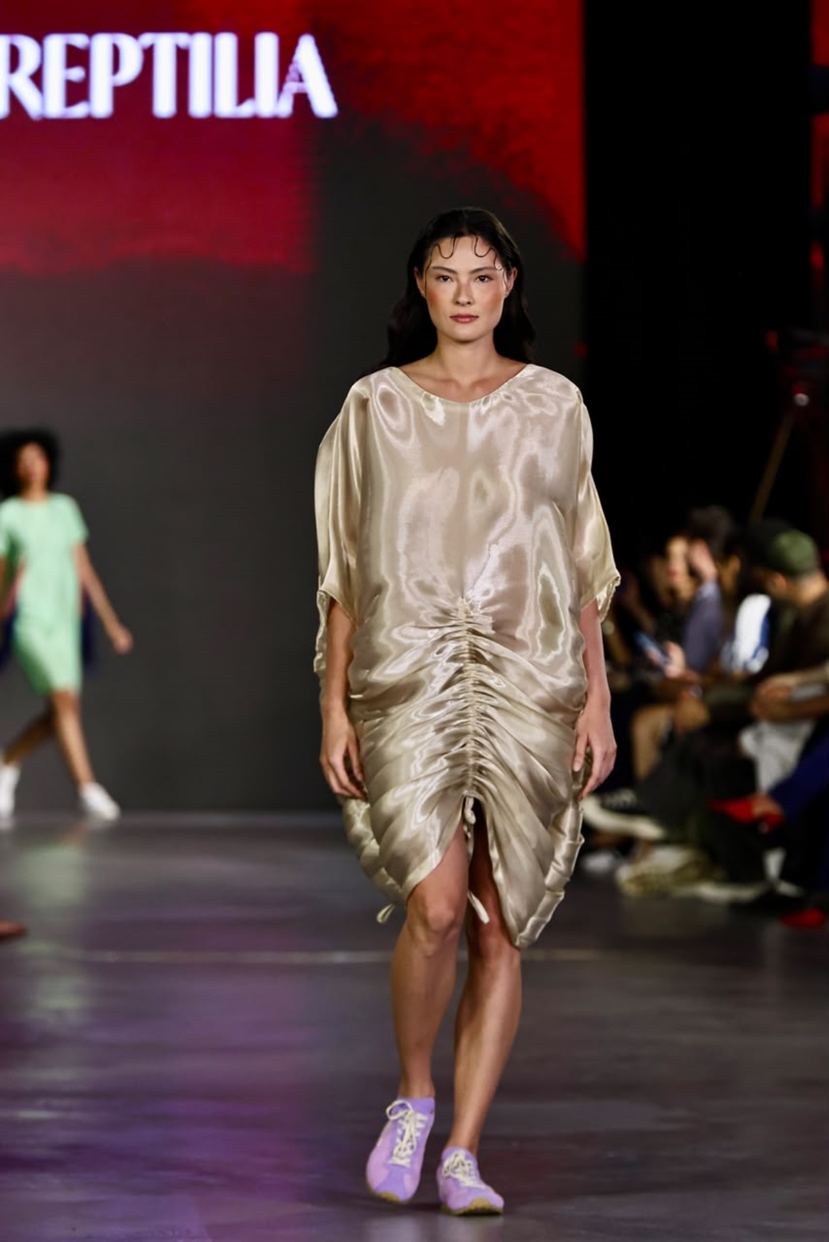 Modelagens com estruturas diversas