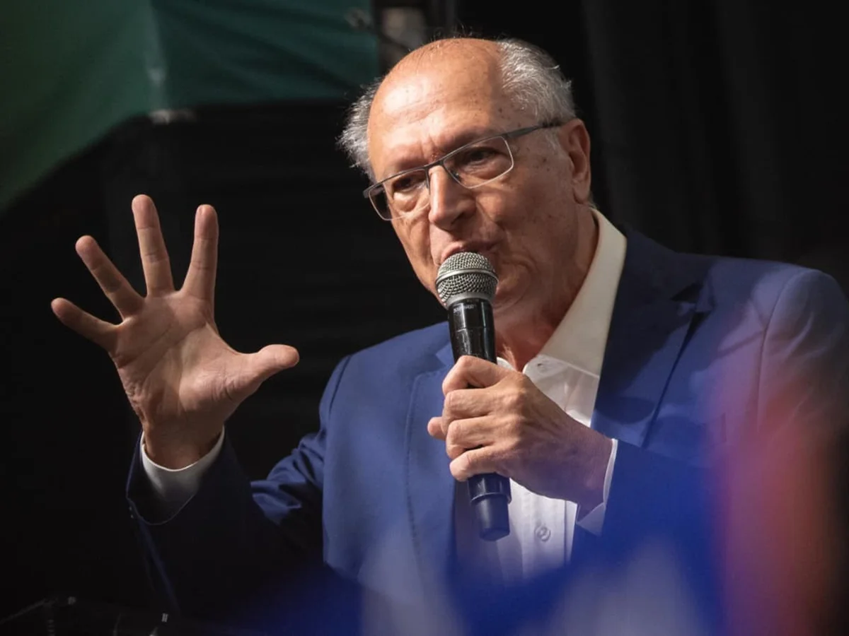 Alckmin defende mandato temporário e código de ética para ministros do STF
