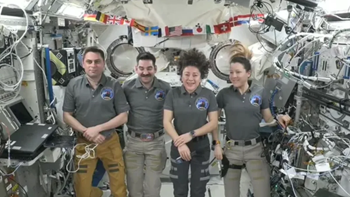 Astronautas da Crew-12 se preparam para retorno à Terra após 7 meses