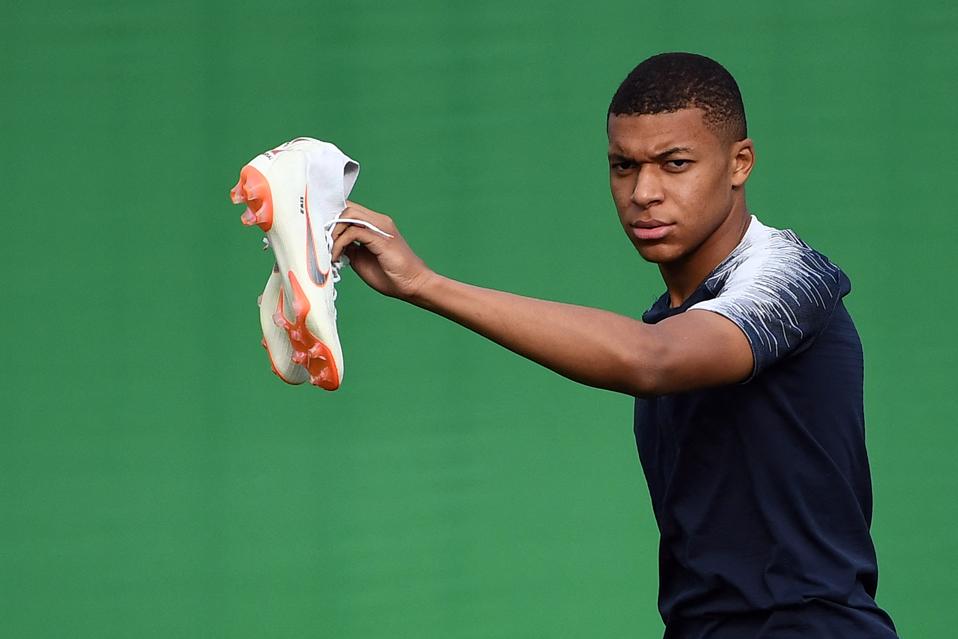 A transferência de Mbappé para a On pode remodelar os patrocínios do futebol daqui para frente