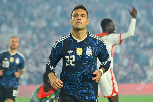 Lautaro Martínez rebate teorias da conspiração sobre a Copa: "Irritante"