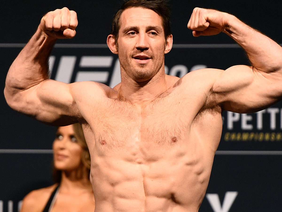 Ex-lutador do UFC Tim Kennedy leva três tiros na perna em emboscada no Congo