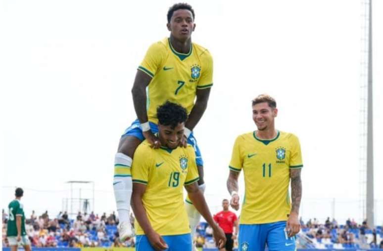 Brasil-Sub 20 goleia México no último amistoso na Espanha