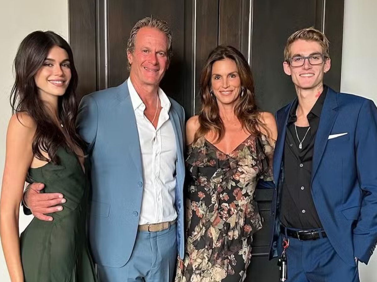 Atriz Cindy Crawford lamenta morte do filho mais velho: 'Profundamente devastados'