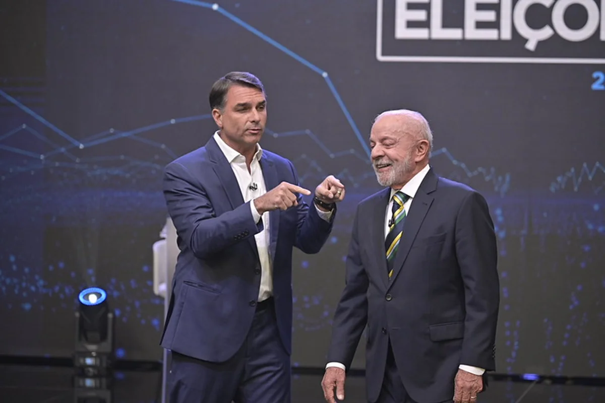 Datafolha: rejeição a Flávio é de 46% e a de Lula registra 45%