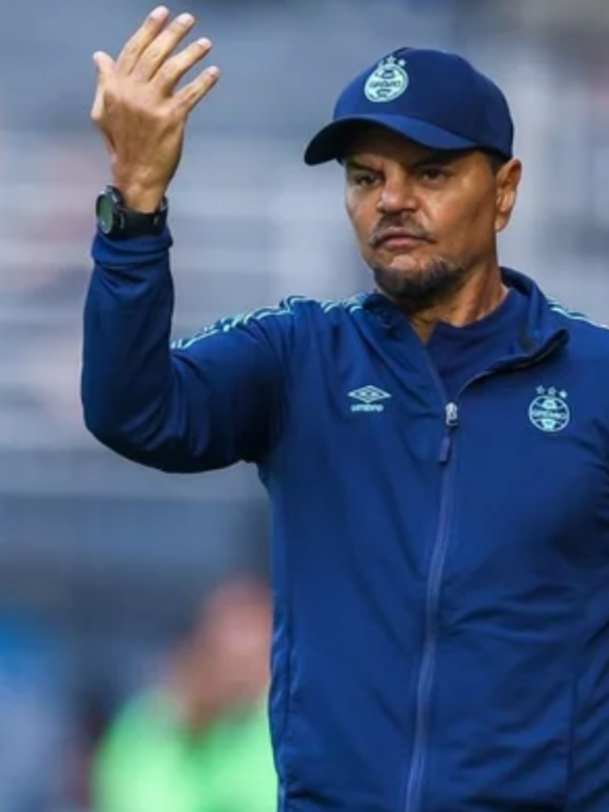 Auxiliar técnico de Renato Gaúcho no Grêmio é preso em Porto Alegre