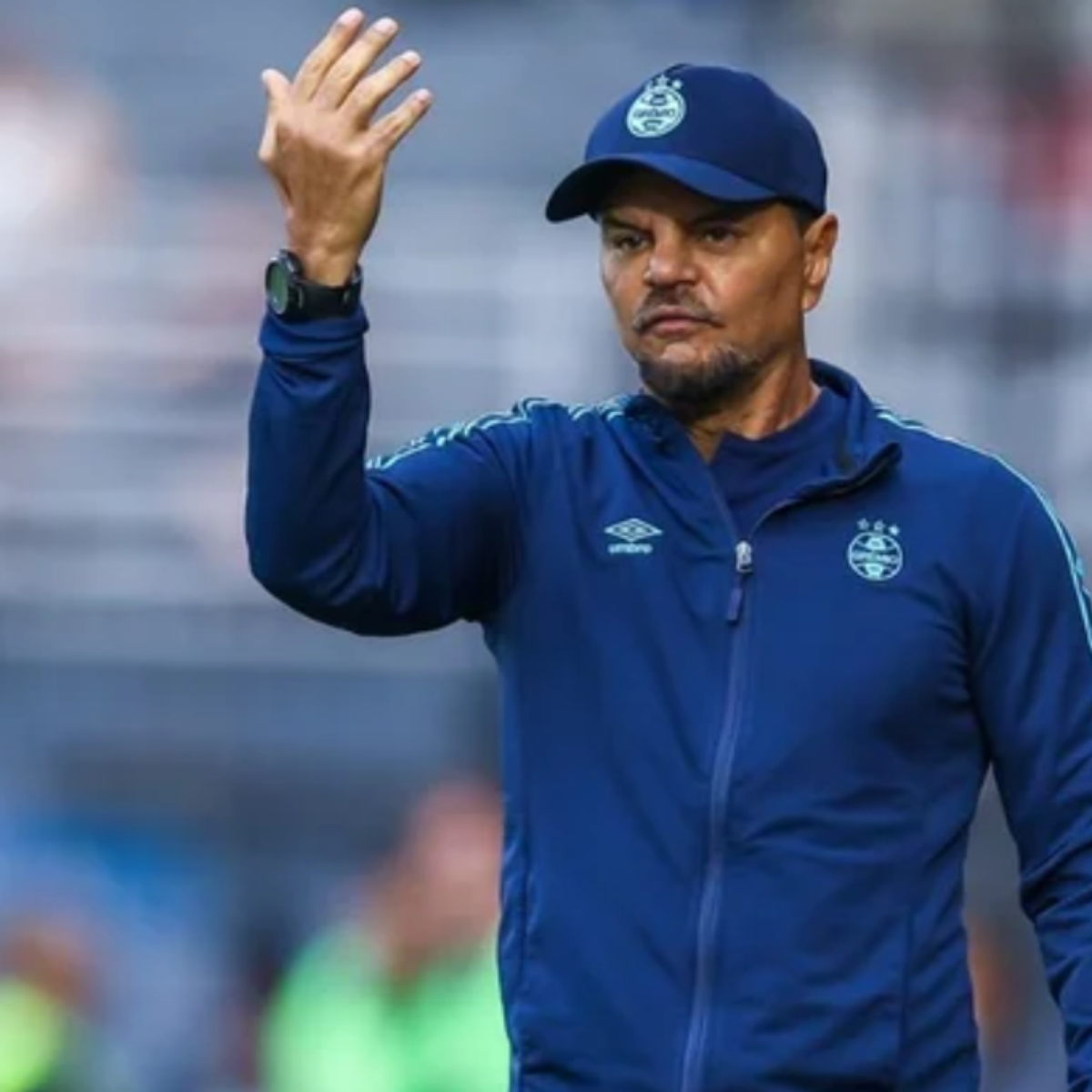 Auxiliar técnico de Renato Gaúcho no Grêmio é preso em Porto Alegre