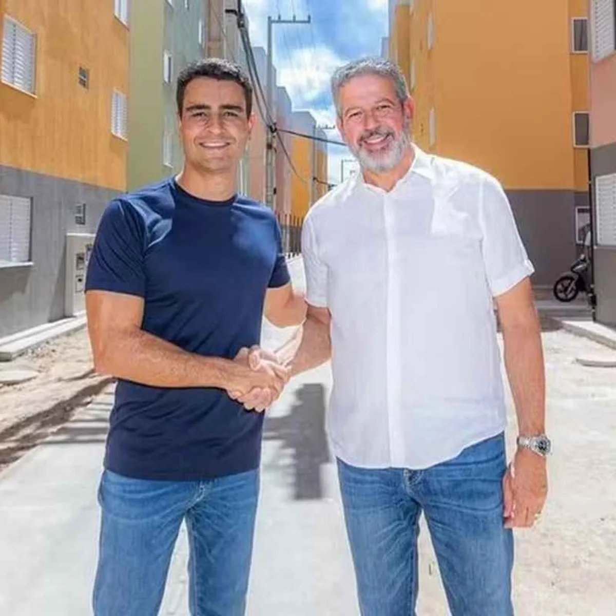 JHC e Arthur Lira são alvo de ação no TRE por suposto caixa 2 em pesquisas