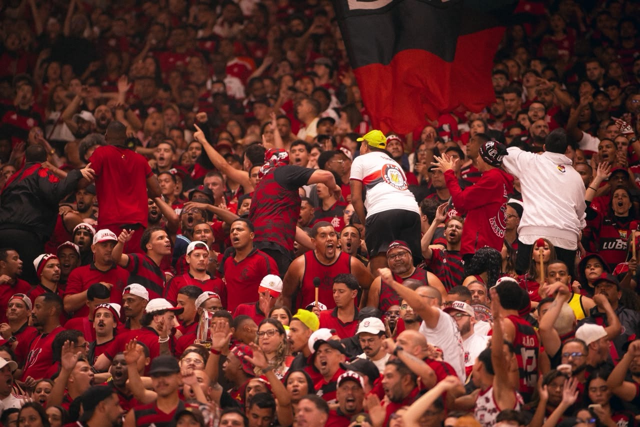 Final da Libertadores via tribunal ou respeitar resultado de campo? Torcida do Flamengo se divide