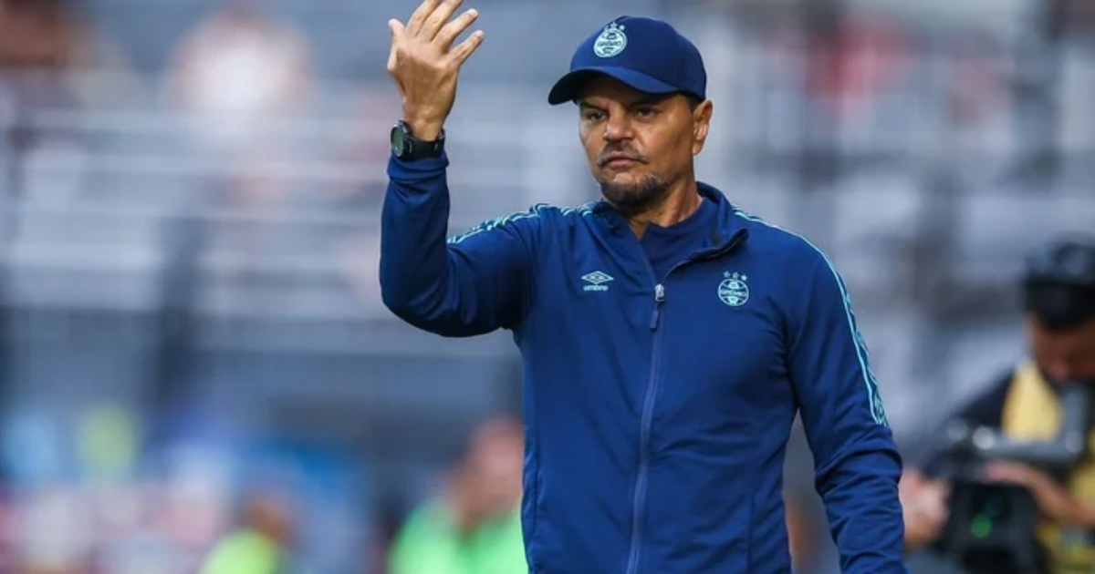 Auxiliar técnico de Renato Gaúcho no Grêmio é preso em Porto Alegre
