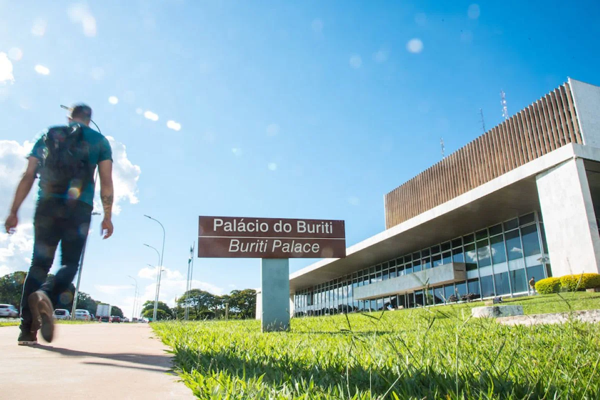 Imagem da matéria: Dia do Servidor: GDF oficializa mudança do ponto facultativo para 30/10