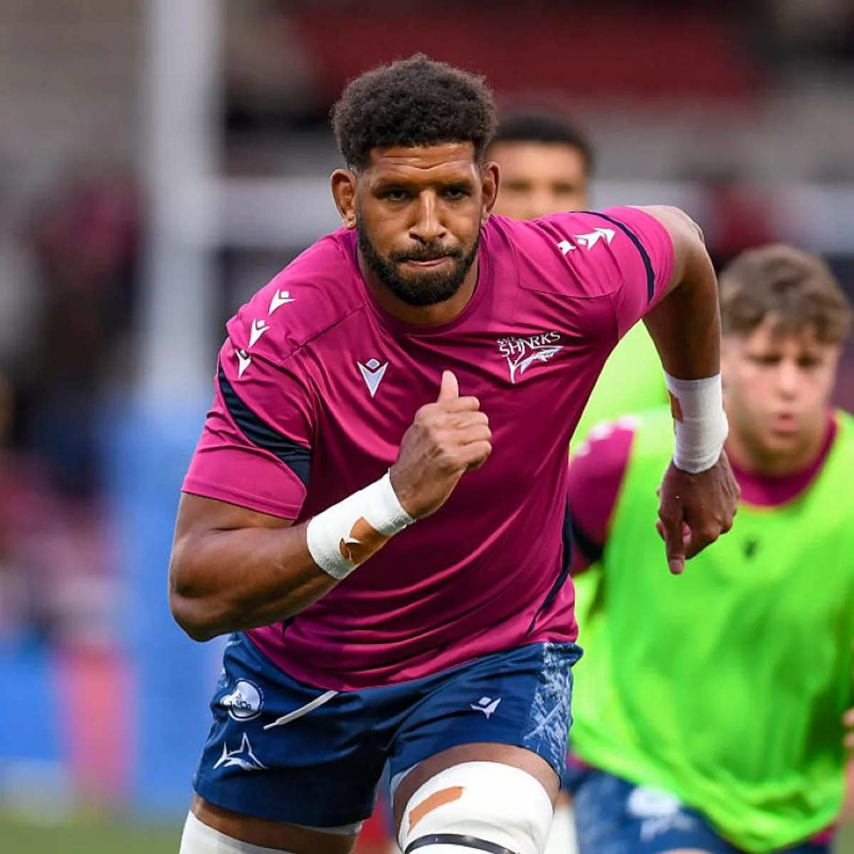 Hyron Andrews, atleta sul-africano de rugby, é encontrado morto na França