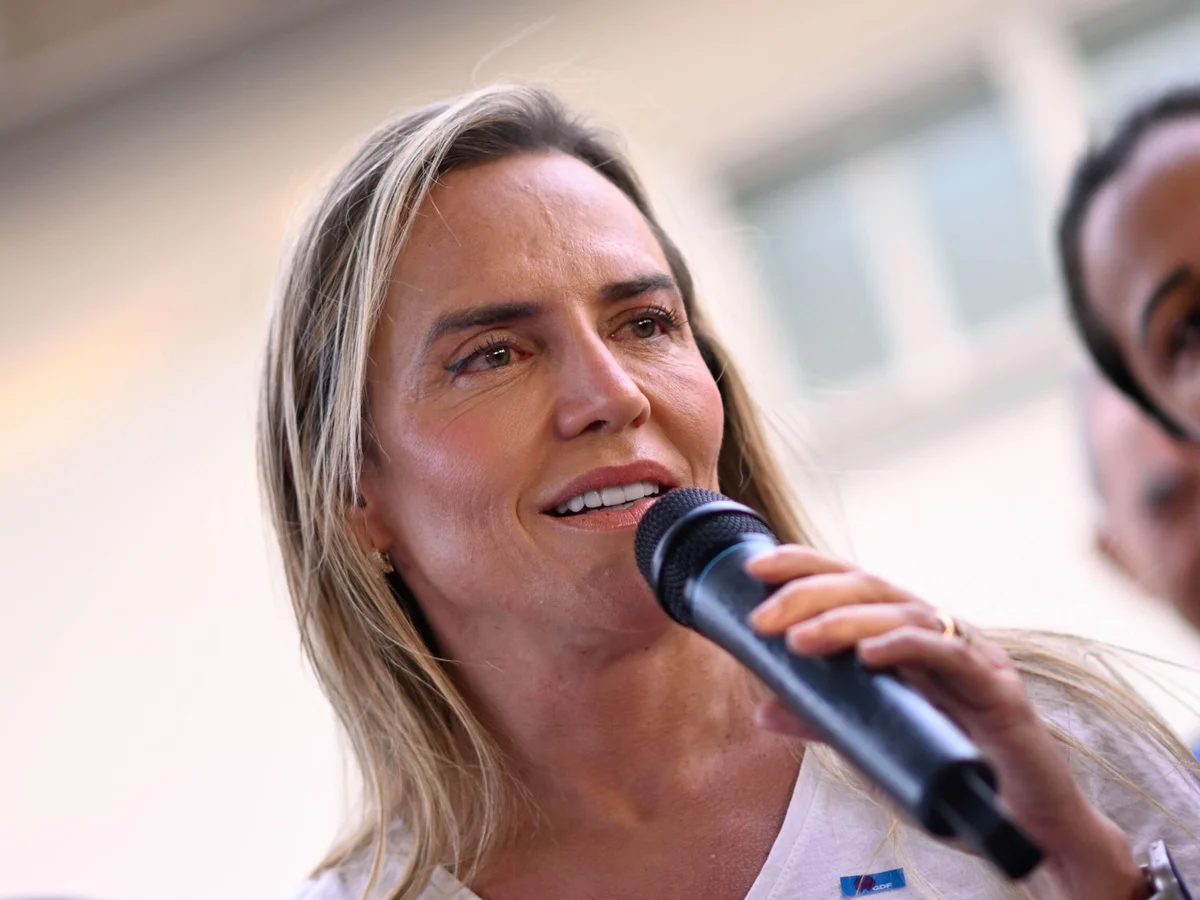 Celina promete ampliar cirurgias e gratuidade no transporte público