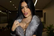Imagem da matéria: MC Mirella tem show cancelado após apoiar Flávio Bolsonaro nas eleições