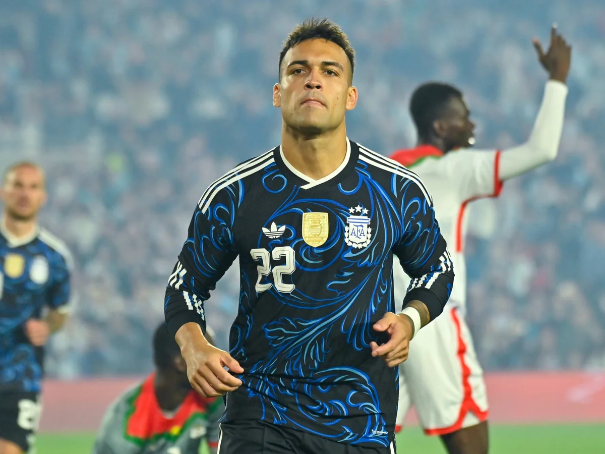 Lautaro Martínez rebate teorias da conspiração sobre a Copa: "Irritante"