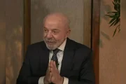 Imagem da matéria: Além da Record, Lula cancela gravações para recuperar a voz antes de debate