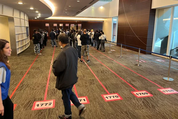 Eleição: 3º maior eleitorado fora do Brasil, Japão abre votação do 2º turno - destaque galeria