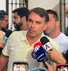 Imagem da matéria: Cármen Lúcia, Kassio Nunes Marques, Douglas Ruas e Haddad vão às urnas nesta manhã