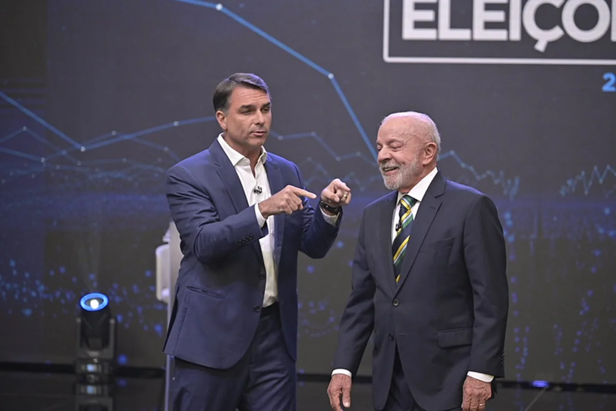 Datafolha: rejeição a Flávio é de 46% e a de Lula registra 45%