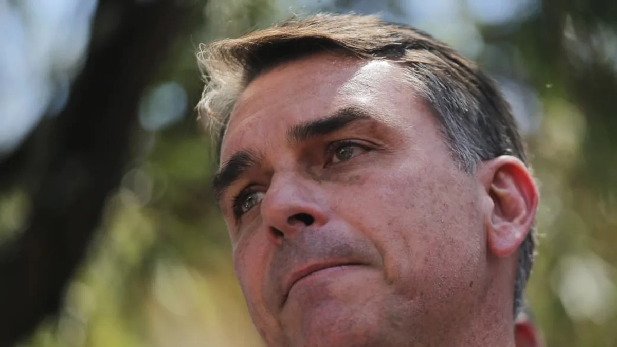 Eleições: Flávio cobra explicação sobre o que ocorreu entre 17h e 19h
