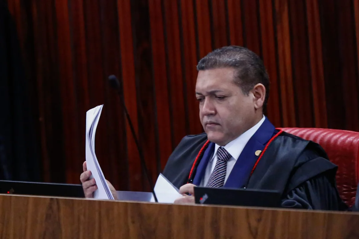 Imortal da ABL, Lilia Schwarcz pede saída de Kássio Nunes do STF
