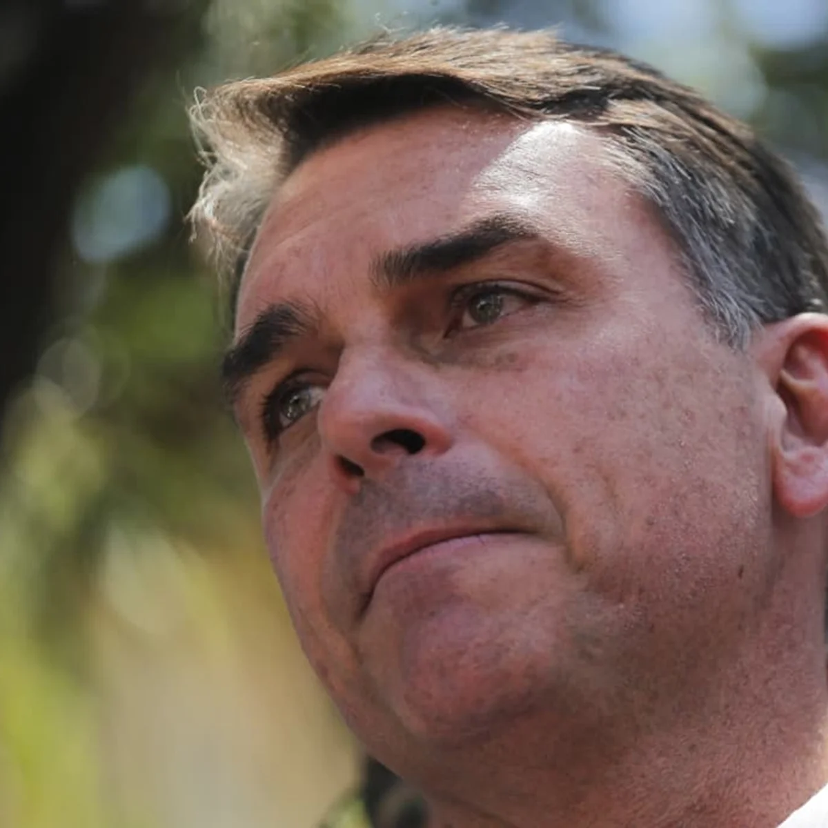 Eleições: Flávio cobra explicação sobre o que ocorreu entre 17h e 19h