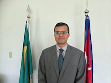 Europa reage a sanções dos EUA contra Tribunal Penal Internacional e busca proteger Corte