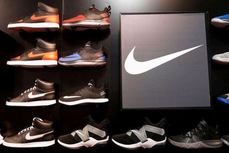 A Nike planeja cortes de emprego ao prever vendas menores