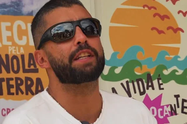 Pedro Scooby se manifesta após ser citado em ação contra o pai: “Abri mão” - destaque galeria