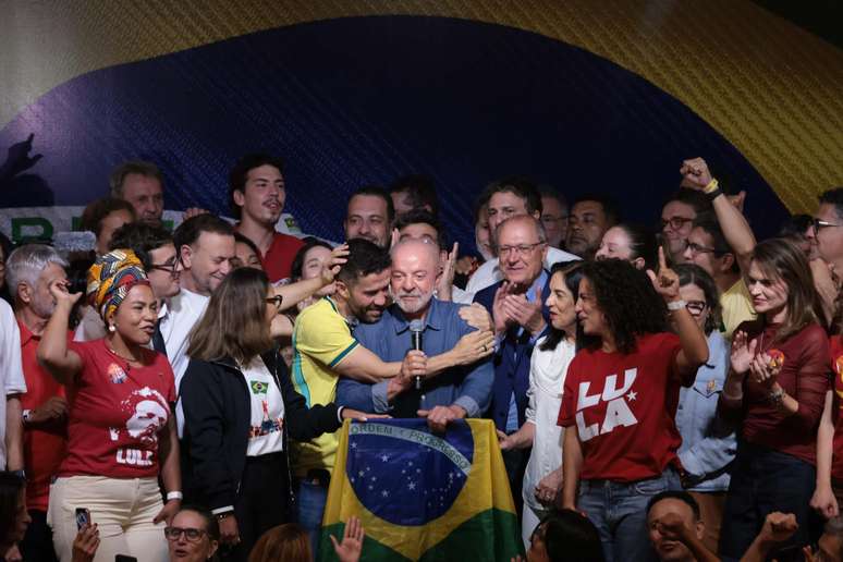 Lula chega aos 81 anos com sucessão em aberto; especialistas analisam possíveis nomes